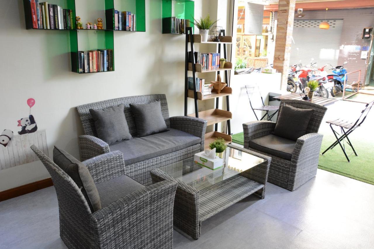 Casa Jip Guesthouse Patong Luaran gambar